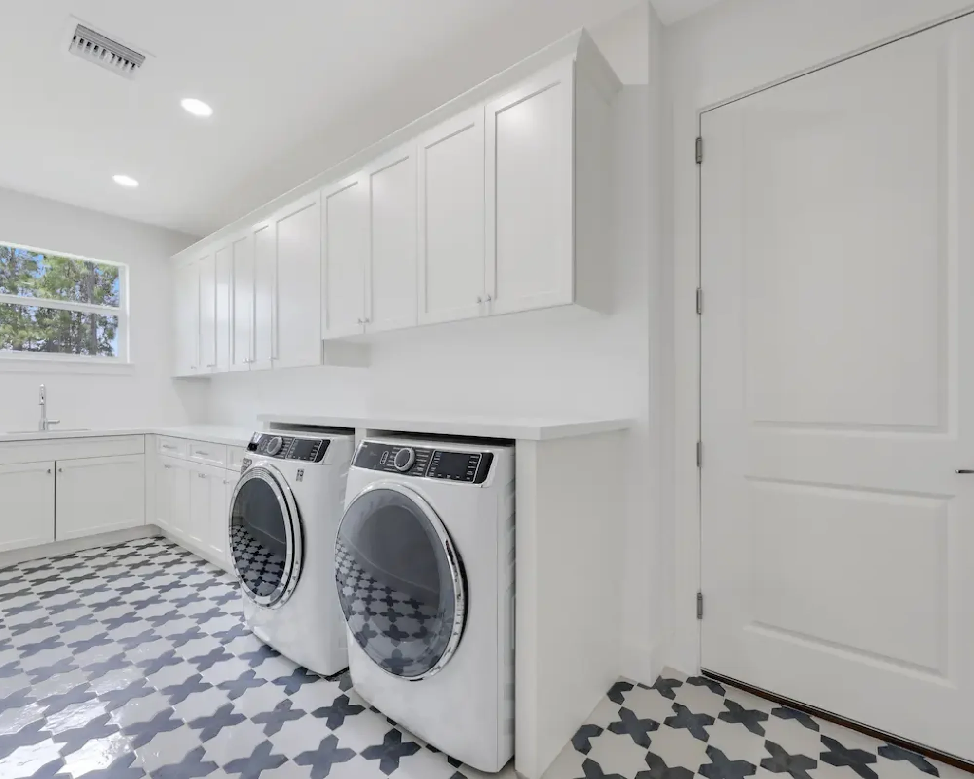 11899 Sanbourn Court - 56.jpg-FULL