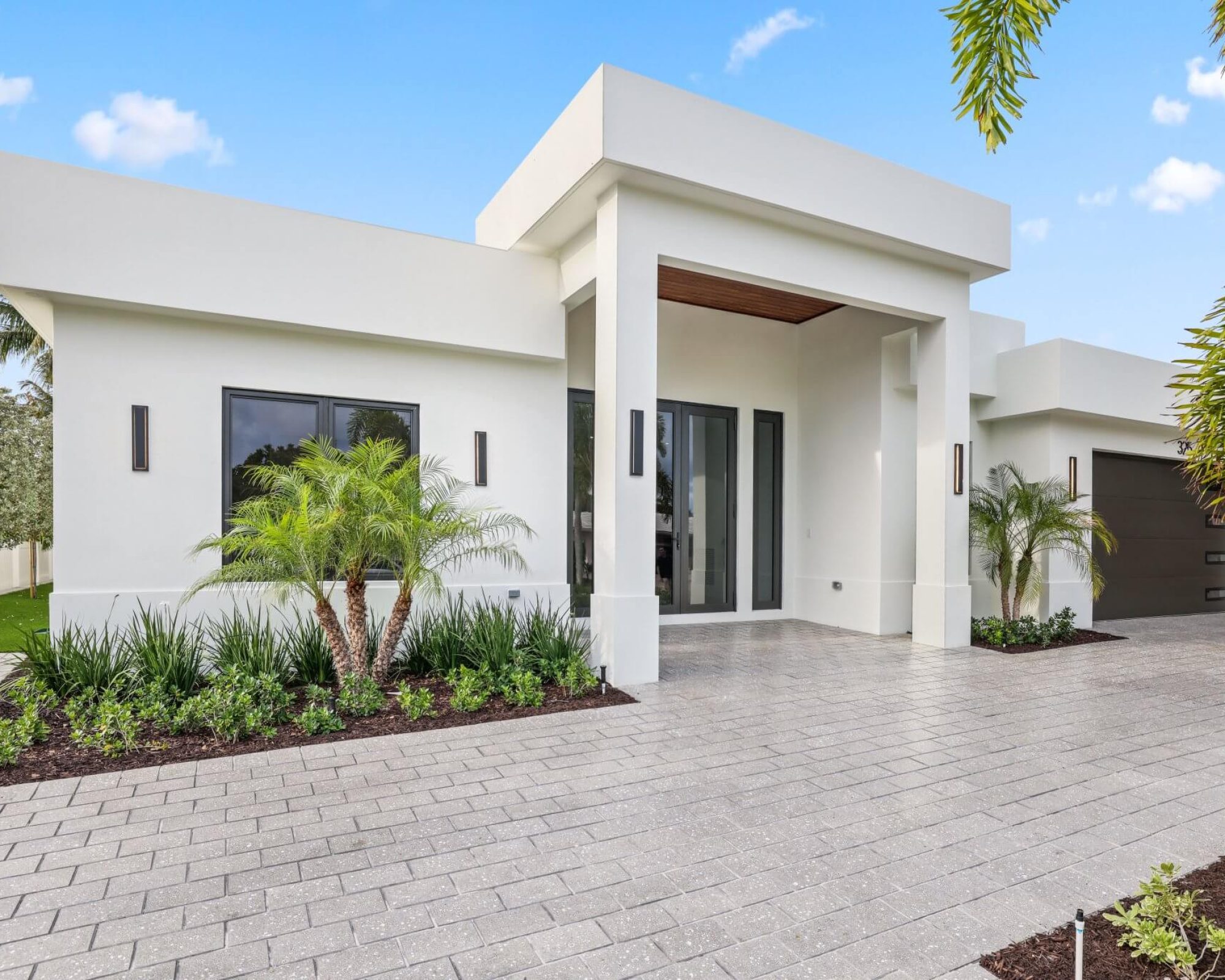 325 Cascade Lane - 2.jpg-SMALL